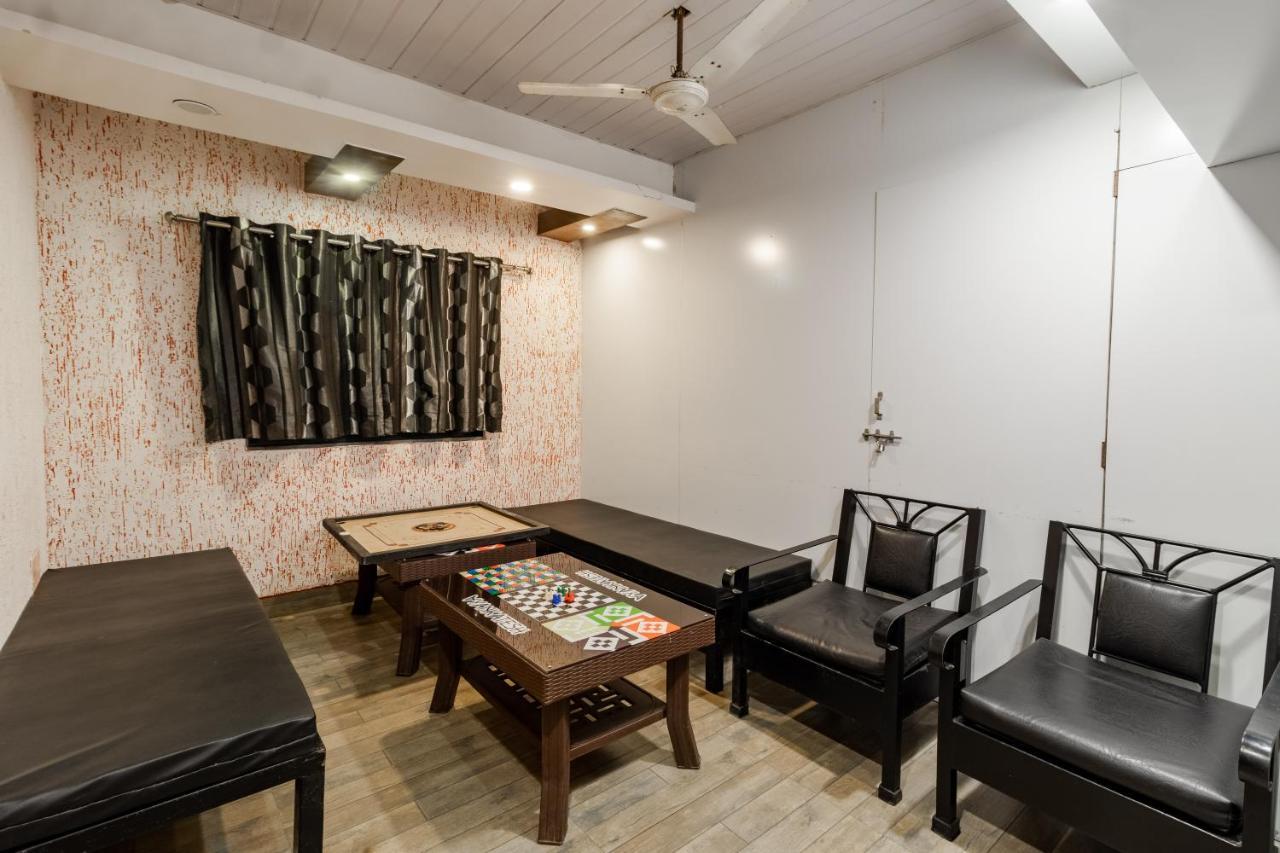 Hotel Vyankatesh & Pure Veg Restaurant Mahābaleshwar Екстериор снимка