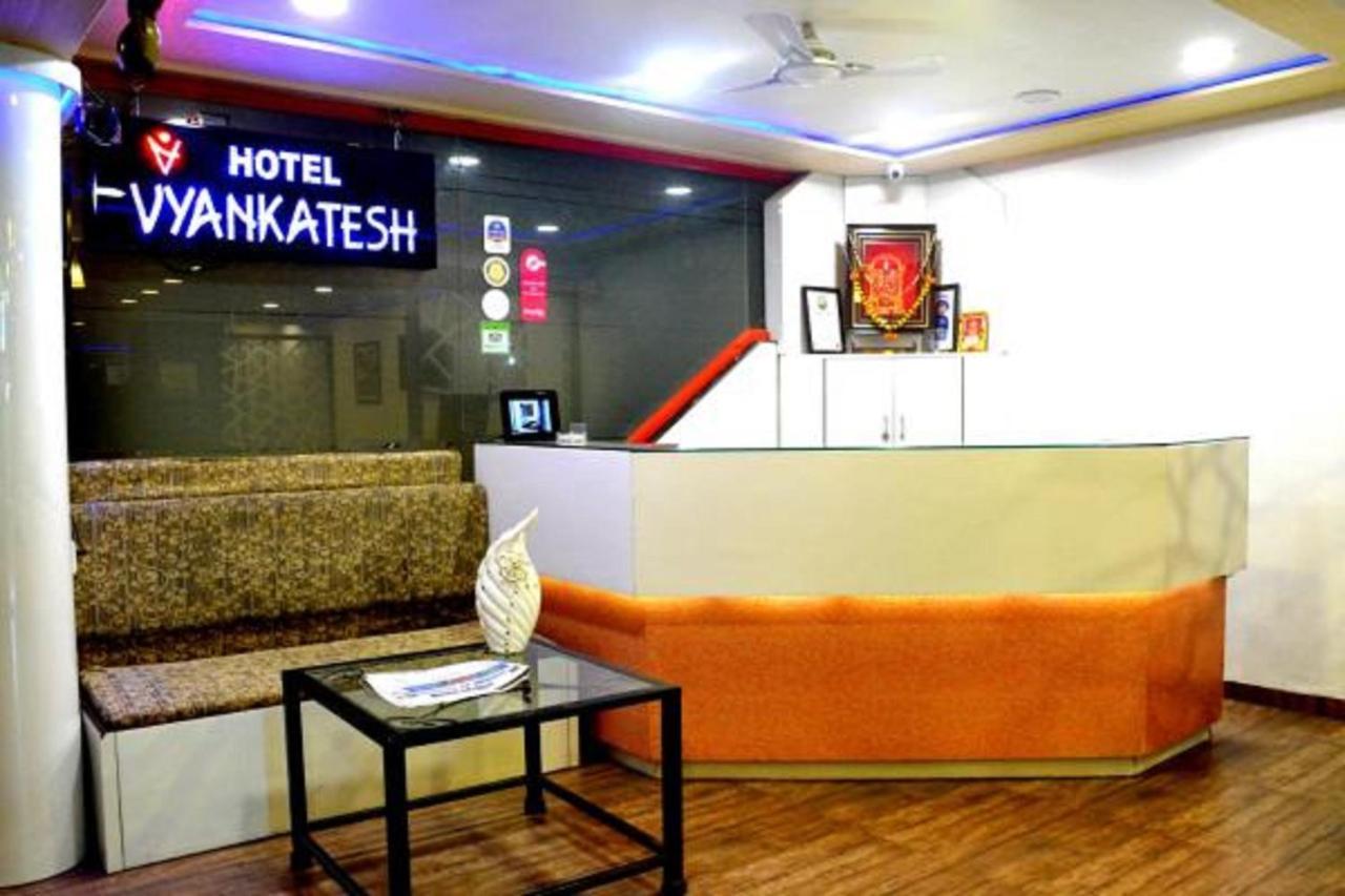 Hotel Vyankatesh & Pure Veg Restaurant Mahābaleshwar Екстериор снимка