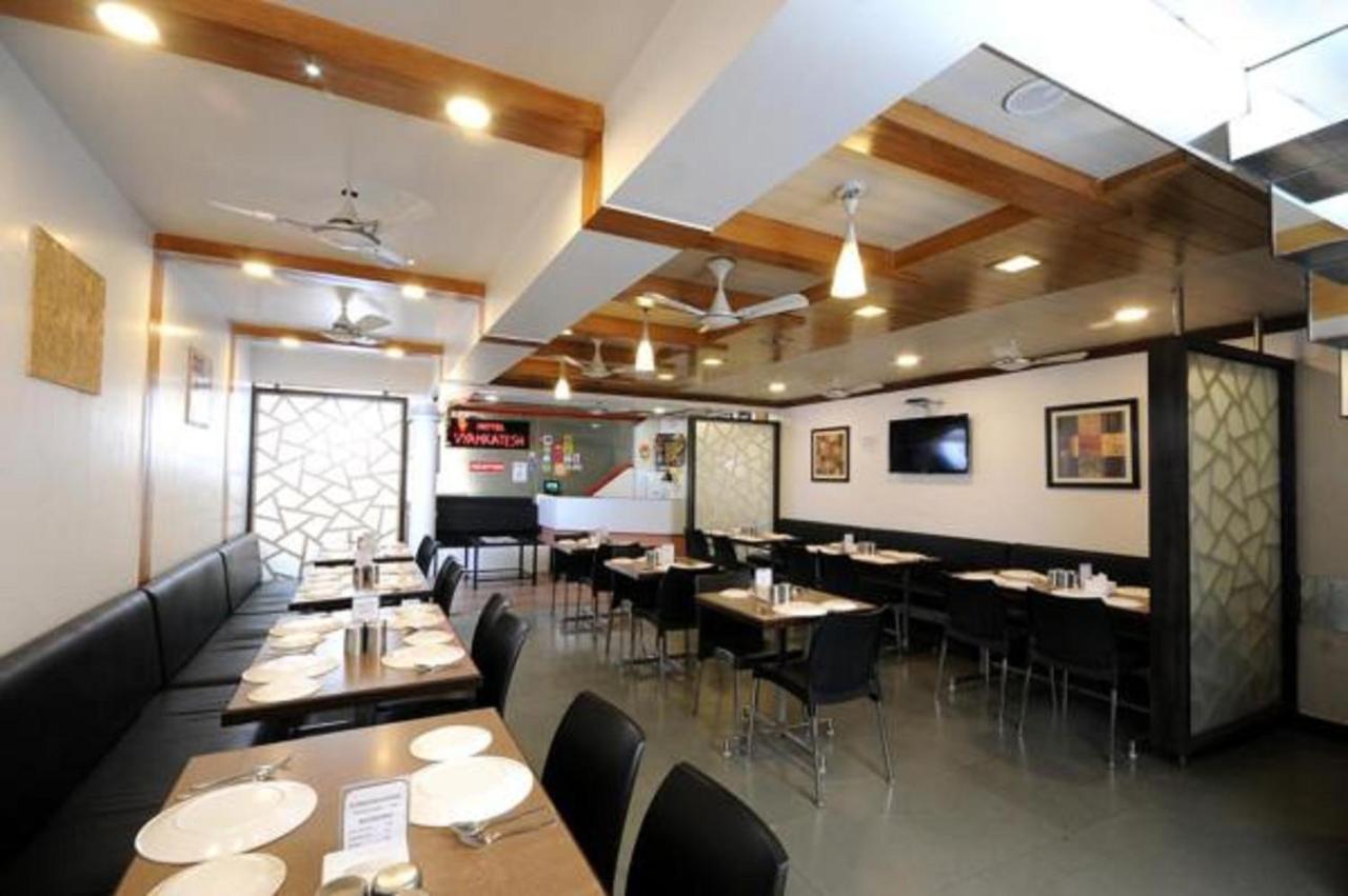 Hotel Vyankatesh & Pure Veg Restaurant Mahābaleshwar Екстериор снимка